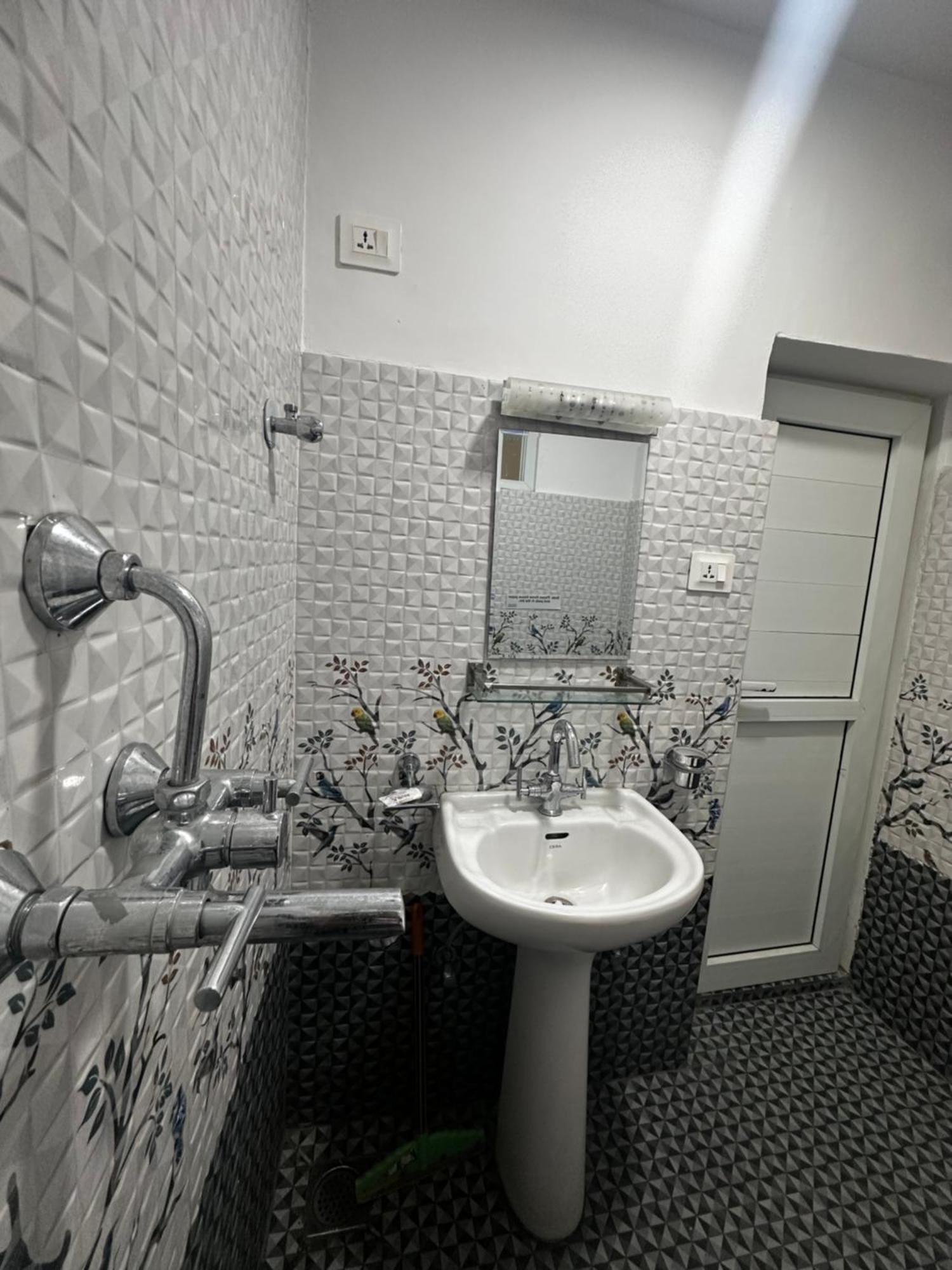Norbu Hotel Katmandu Kültér fotó